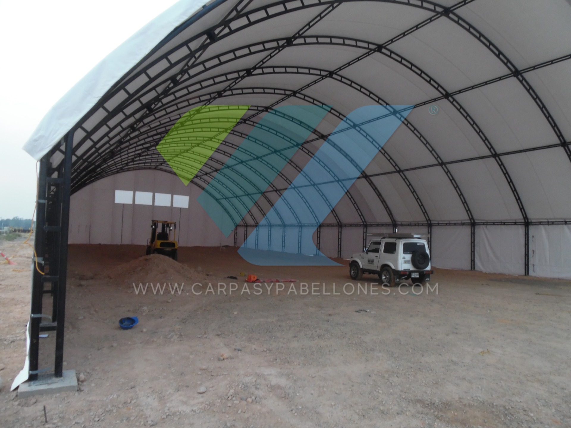 Alquiler de carpas industriales en Colombia